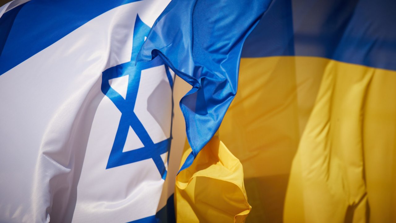 https://myslpolska.info/wp-content/uploads/2023/11/flagi-Ukraina-Izrael-1280x720.jpg