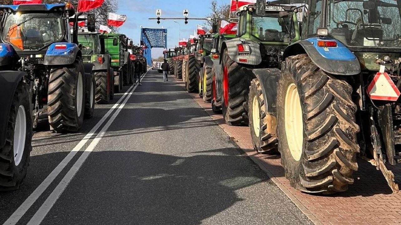 https://myslpolska.info/wp-content/uploads/2024/02/protest-rolnikow-traktory-1280x720.jpg