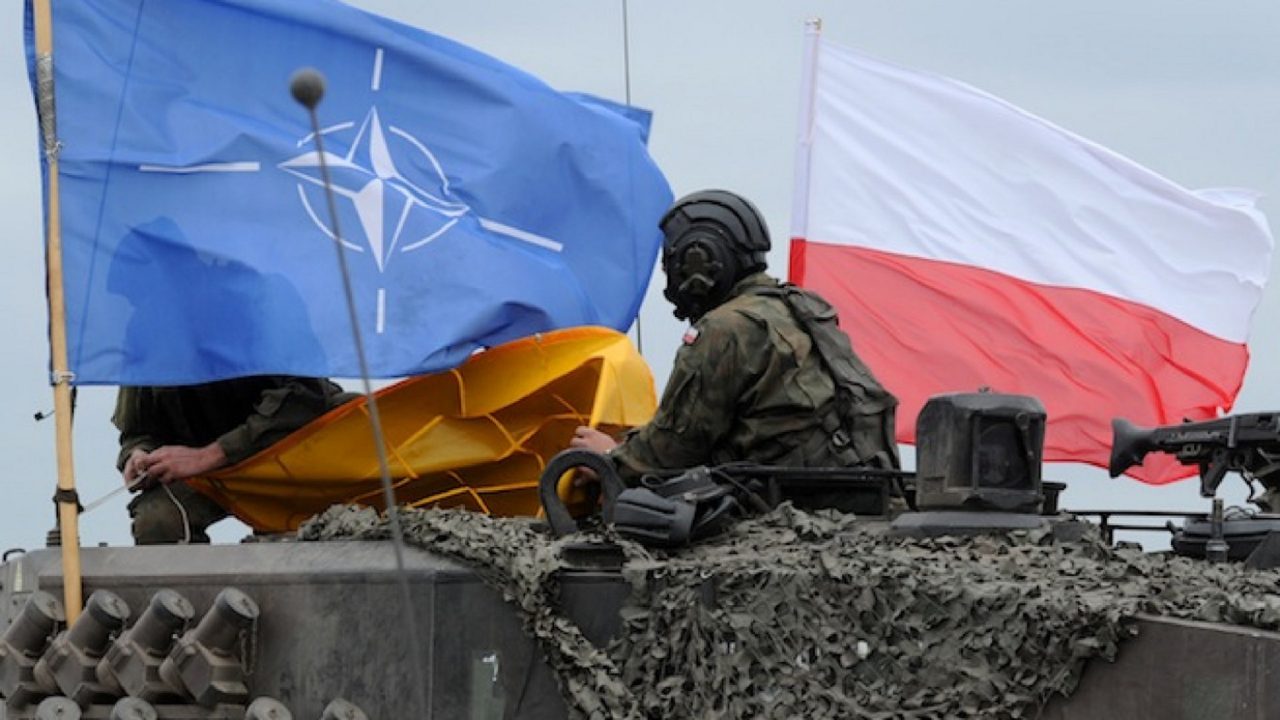 https://myslpolska.info/wp-content/uploads/2024/04/czolg-z-flagami-Polski-i-NATO-1280x720.jpg