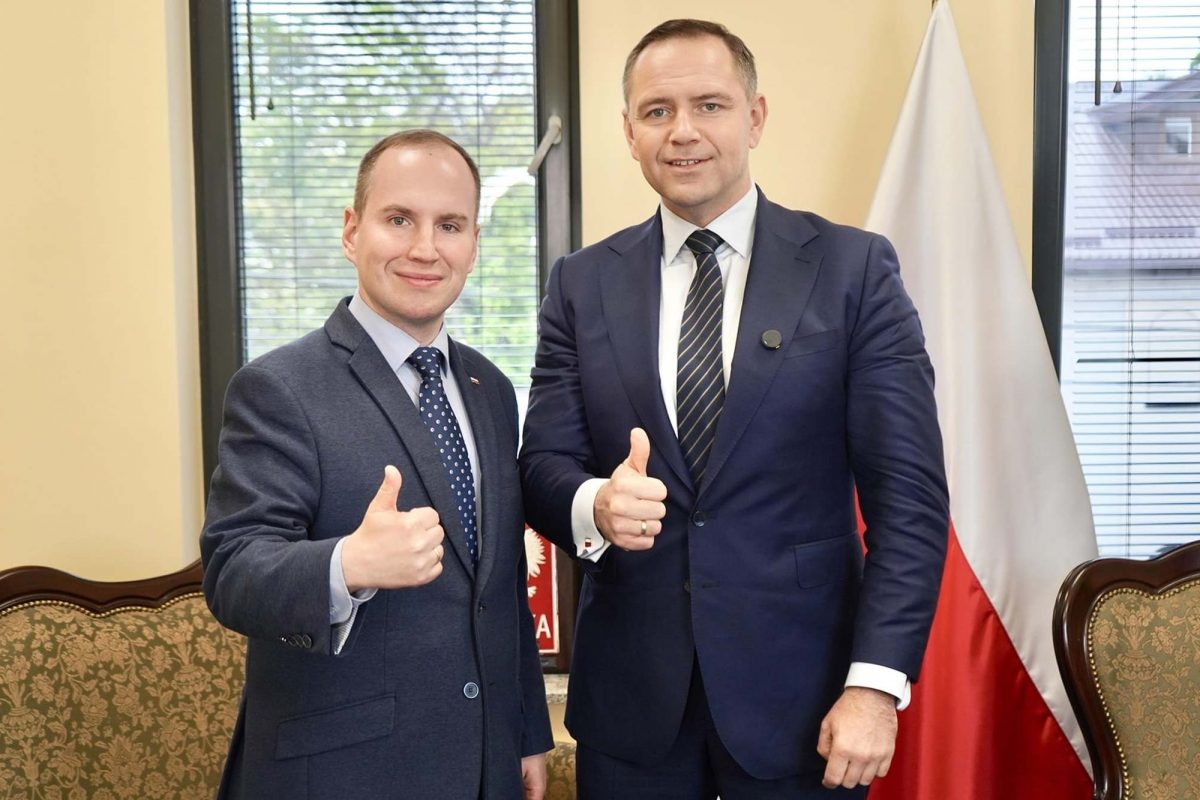 Koncesjonowany narodowiec gotowy do świadczenia usług