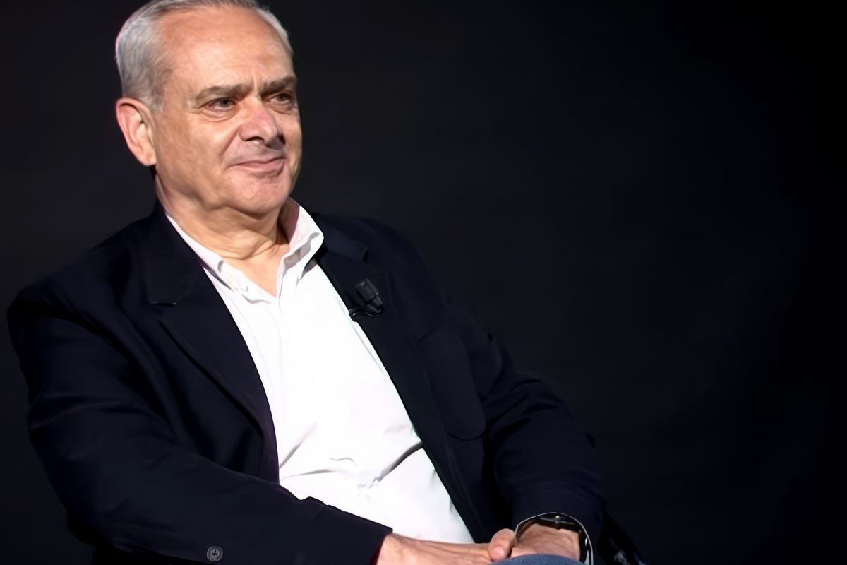 Płk Jacques Baud: Europa zachowuje się irracjonalnie