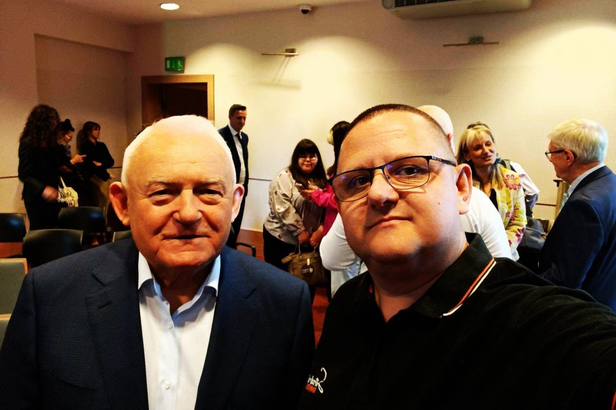 Grzegorz Braun & Leszek Miller Grzegorz Braun & Leszek Miller