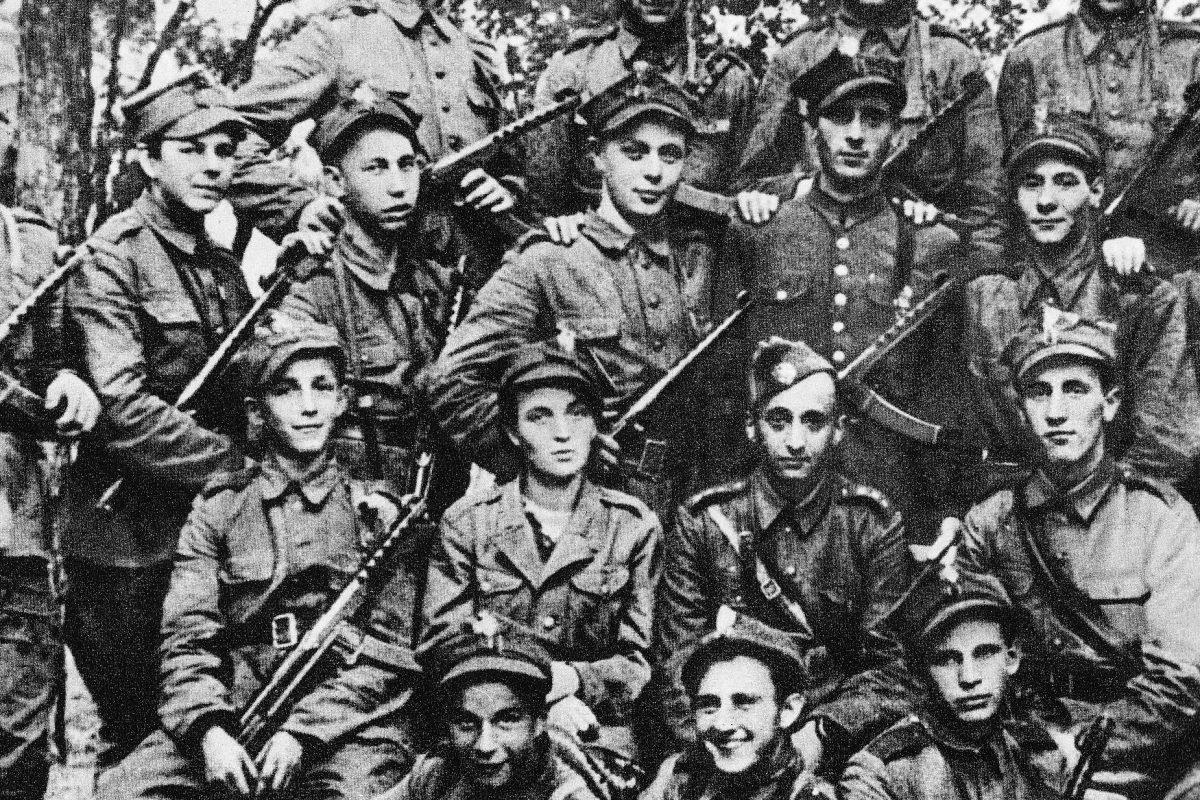 Moczar, „partyzanci”, akowcy… Moczar, „partyzanci”, akowcy…