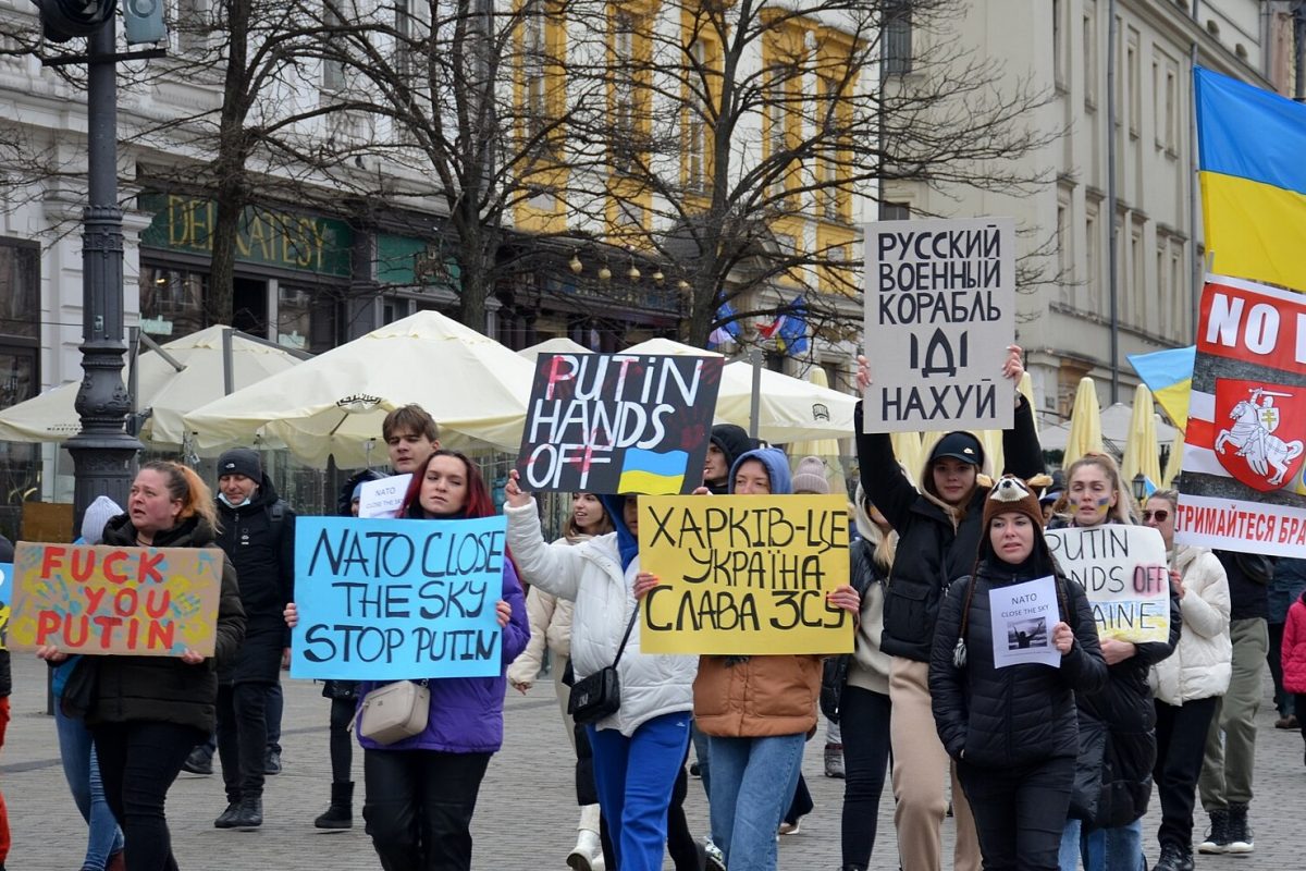 Miller: Będziemy gośćmi w swoim domu? Miller: Będziemy gośćmi w swoim domu?