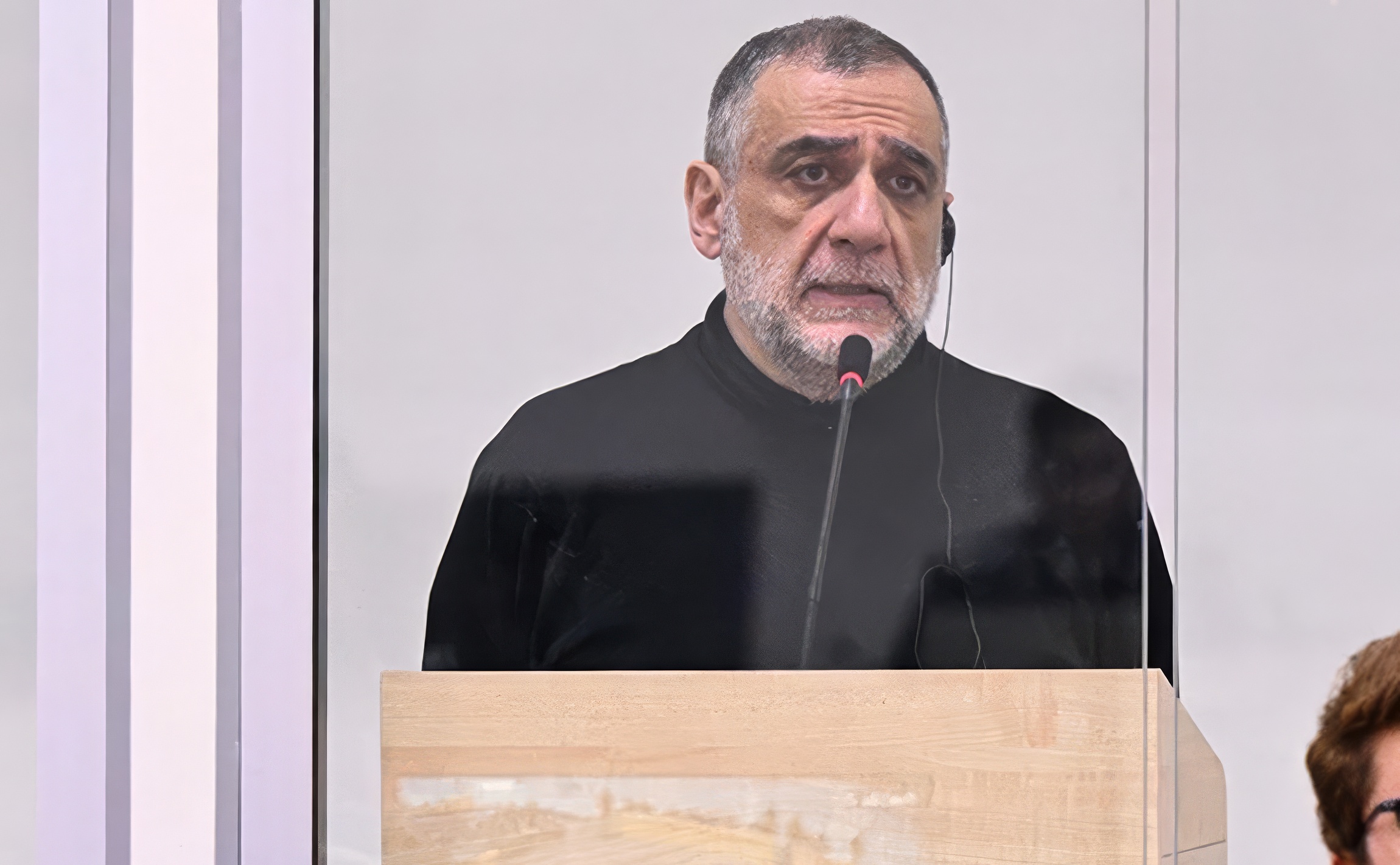 Waćkowski: Azerbejdżan odkrywa karty 