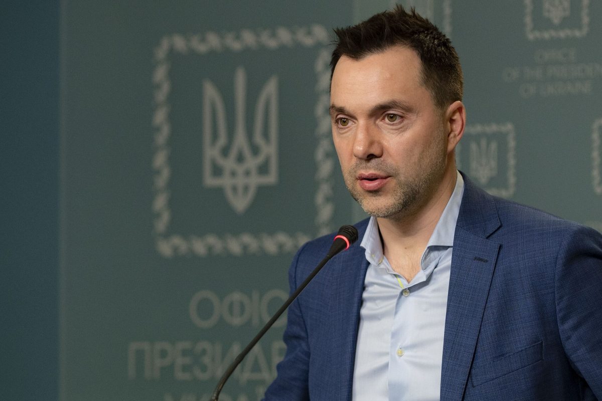 Arestowicz: globaliści chcą przeczekać Trumpa