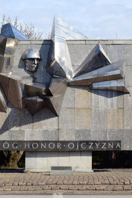 Prof. Rymar: O Pomniku Pamięci w Pyrzycach