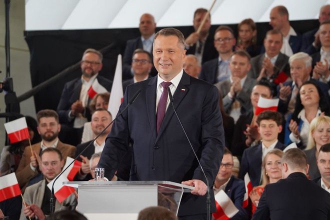 Czarnek nie uratuje PiS-u