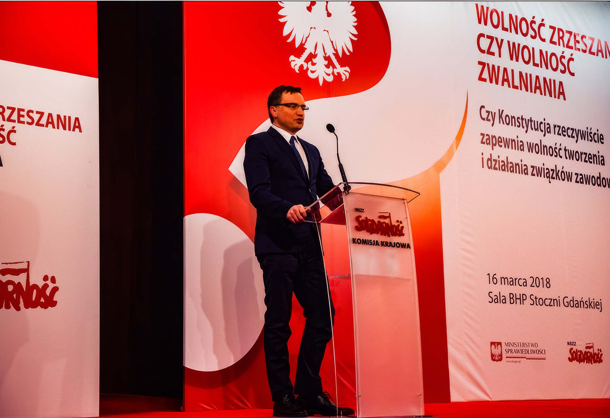 Dwornik: Szuja w Pałacu Sprawiedliwości