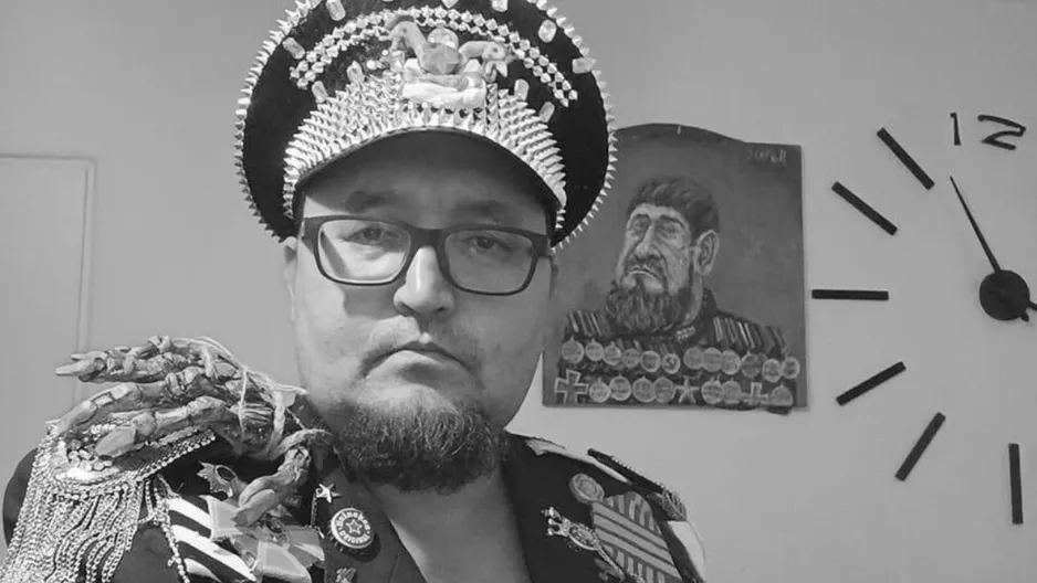 Kto stoi za zabiciem rosyjskiego karykaturzysty?