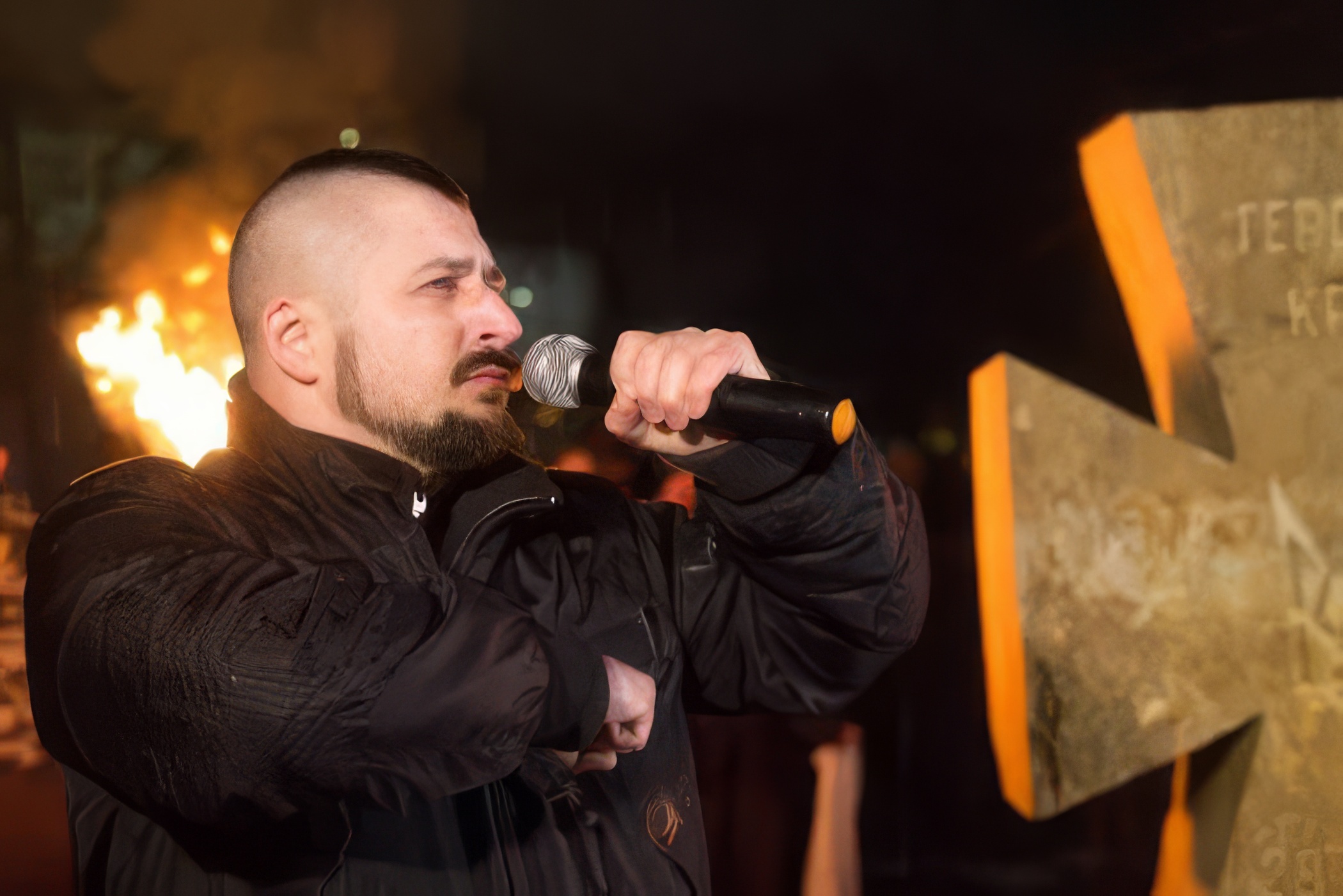 Zinkiewicz: Order medalu, z żelaznego metalu, z liśćmi dębu