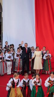 „Zabijaj”  piąte przykazanie w nowym brzmieniu, w „katolickim” przekazie prezydenta Polski