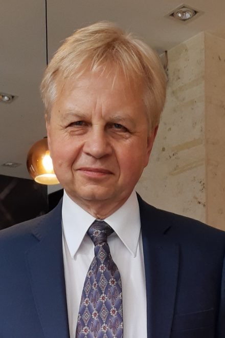 Jak przeciąć pętlę cyfrowej iluzji