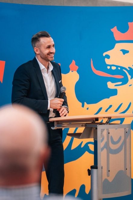 Lasecki: Pęknięcie na Brandmauer