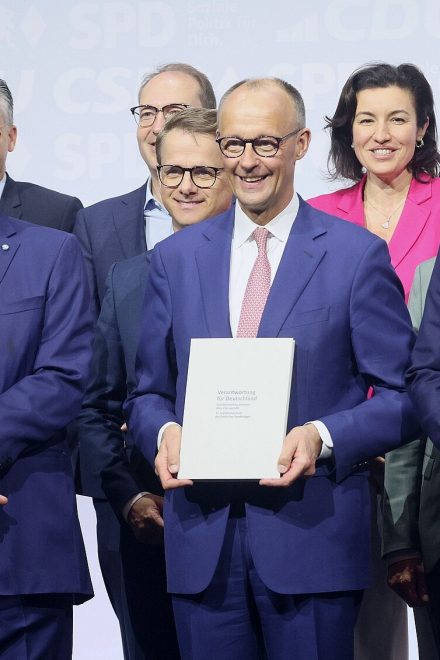 Po co ta wojenna histeria?