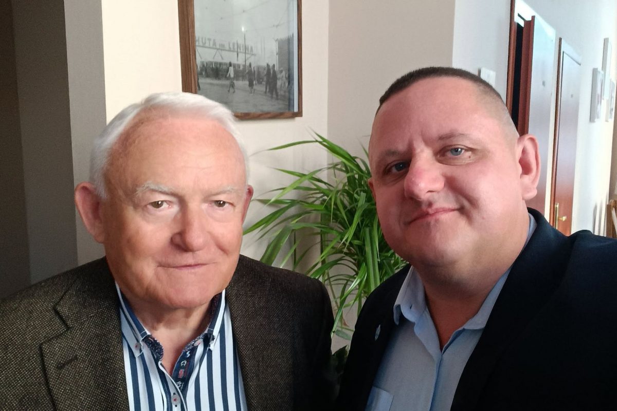 Premier Leszek Miller o Romanie Dmowskim