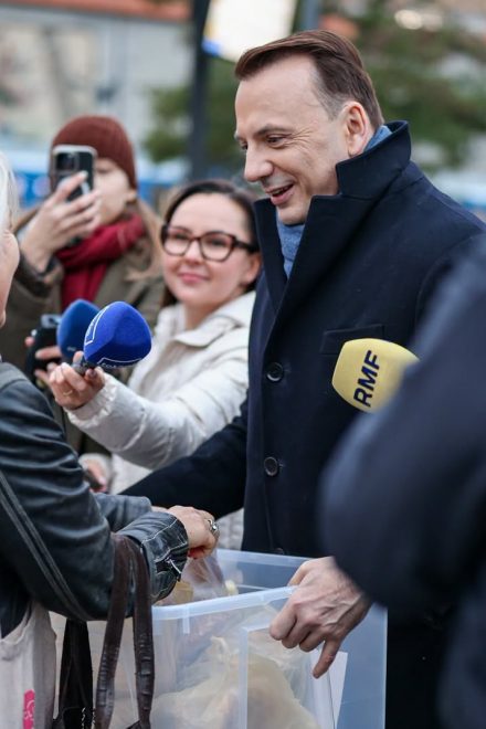 Gibała szansą na normalność