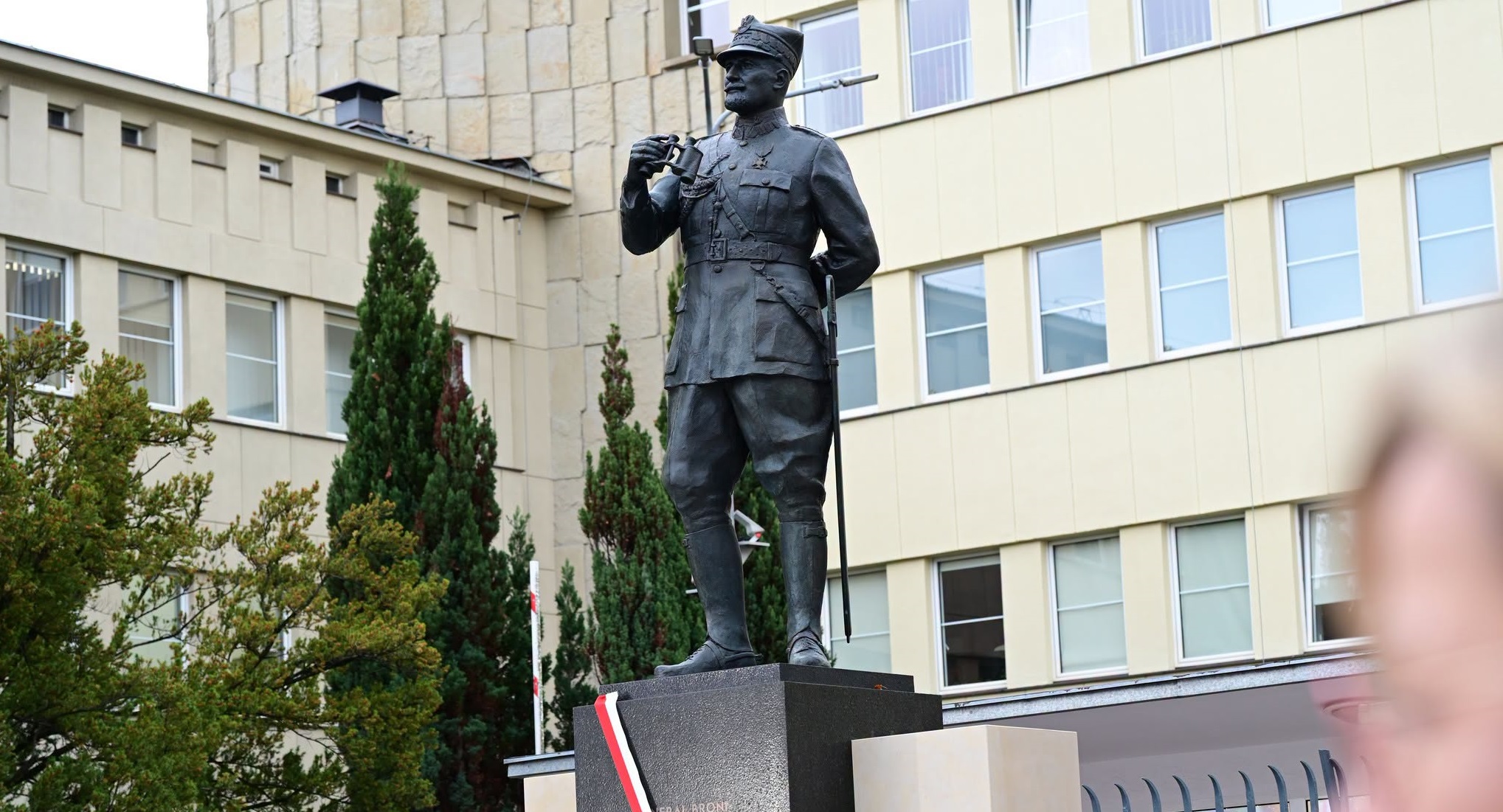 Pomnik gen. Tadeusza Rozwadowskiego w Warszawie